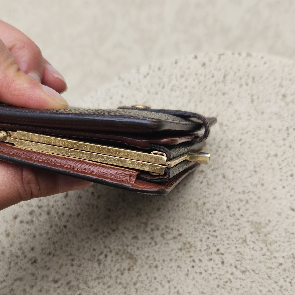Louis Vuitton Black and Gold Monogram Wallet - Picture 10 of 17
